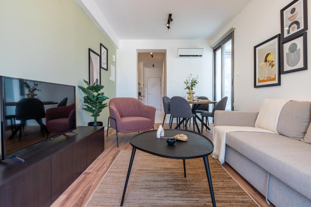 Latte'S Prime 1-Bedroom Apartment In Larnaca Eksteriør billede